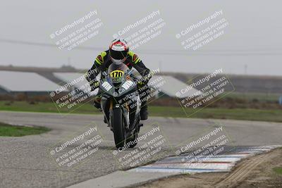 media/Nov-29-2025-TrackDaz (Sat) [[10ae2d9bce]]/C Group/Session 4 (Wheelie Bump)/